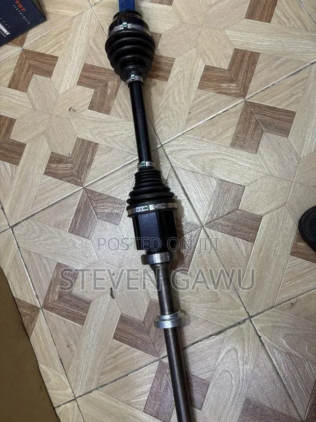 Range Rover Evoque 2.2 Manual Transmission · Photo 1