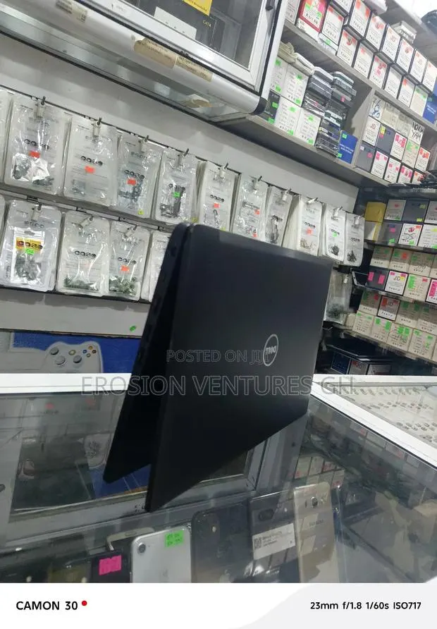 Laptop Dell 8GB Intel Core I7 SSD 256GB · Photo 1