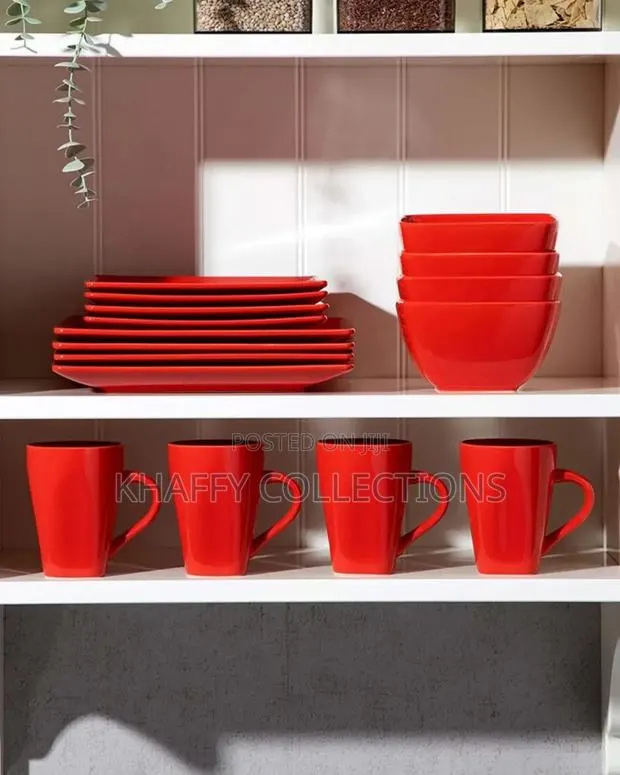 16pcs Dinner Set 8 Plates + 4 Bowls + 4 Mugs - Bulk and Retail · Photo 1