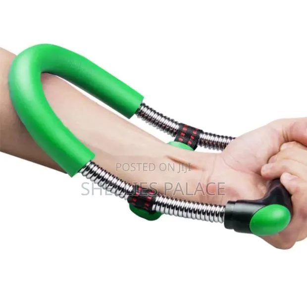 Wrist Grip Strengthener and Forearm Strengthener Workout · Photo 1