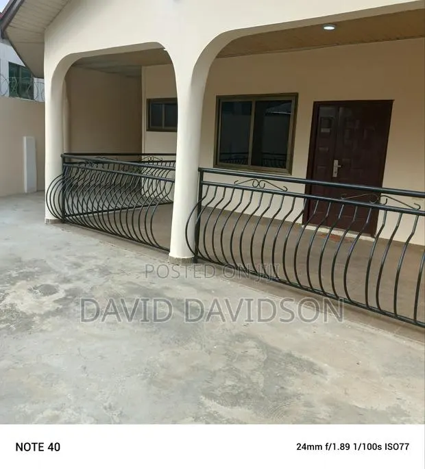 3bdrm Mansion in 3 Bedroom Self, Tema Metropolitan for rent · Photo 1