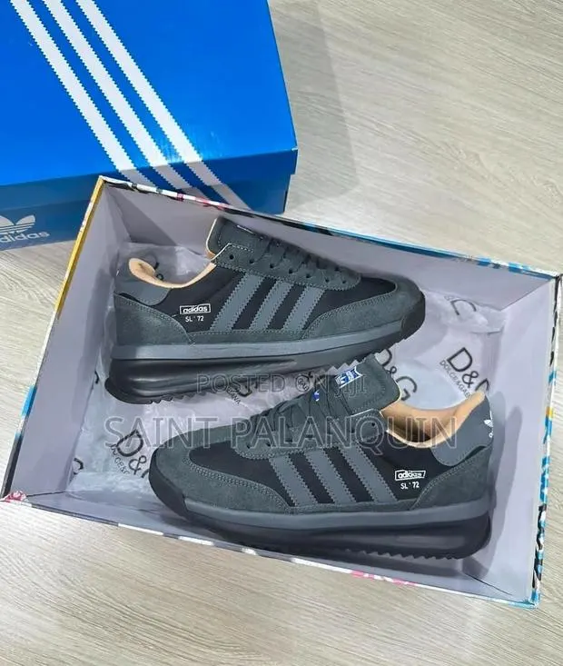 Gray Adidas Sl 72 · Photo 1