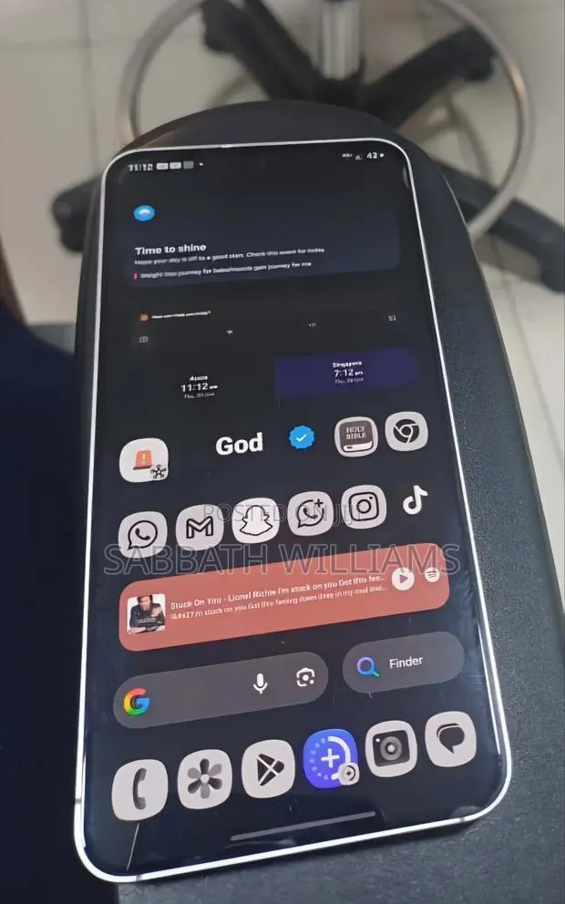 Samsung Galaxy S25 256 GB Gray · Photo 1