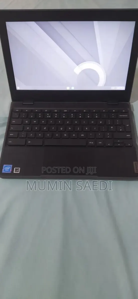 New Laptop Lenovo Chromebook C330 8GB Intel Celeron SSD 60GB · Photo 1
