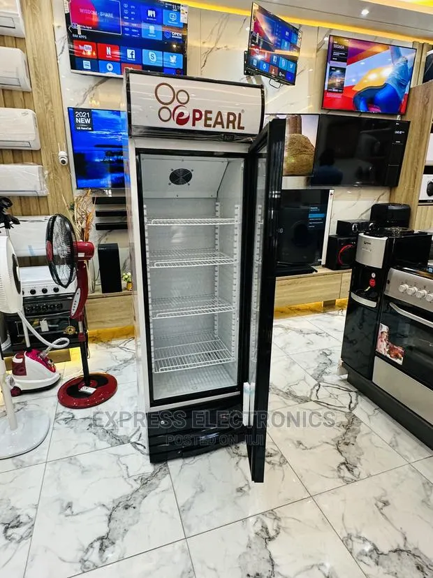 Pearl PVC-49 Display Fridge · Photo 1