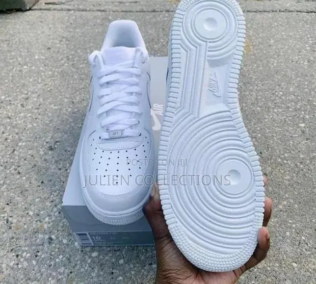 Nike Air Force 1 · Photo 1