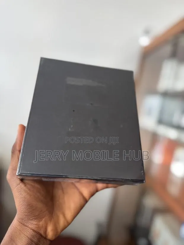 New Samsung Galaxy Z Fold 5 512 GB Black · Photo 1