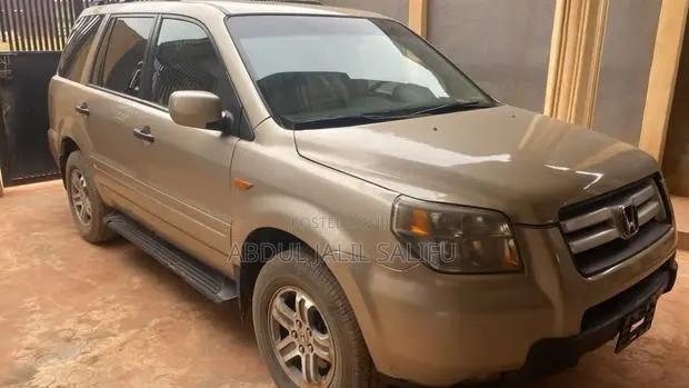 Honda Pilot 2026 Gray · Photo 1
