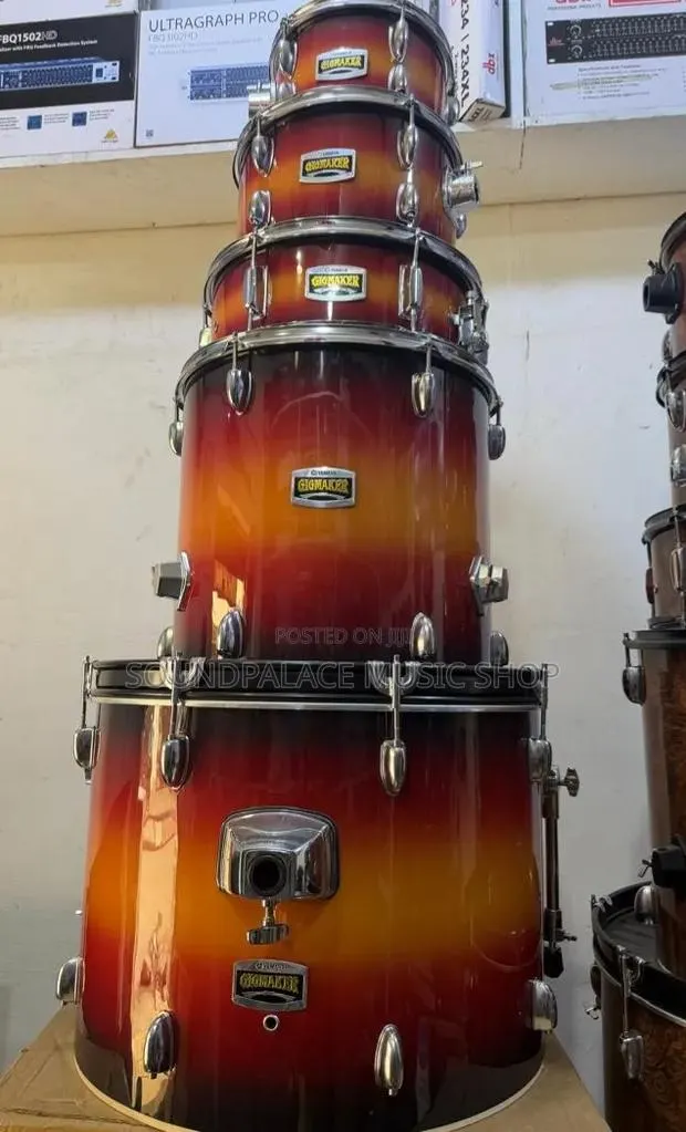 Yamaha Gigmaker Acoustic Drum Kit (5set) · Photo 1