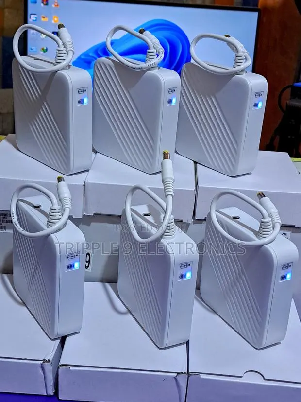 Long Lasting External Power Banks for Routers · Photo 1