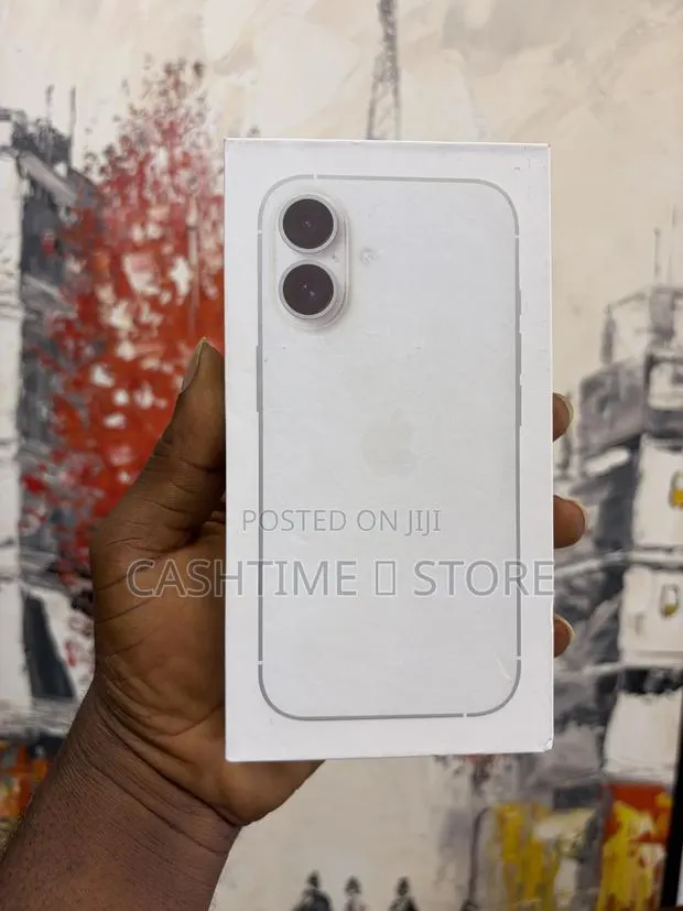 New Apple iPhone 16 128 GB White · Photo 1