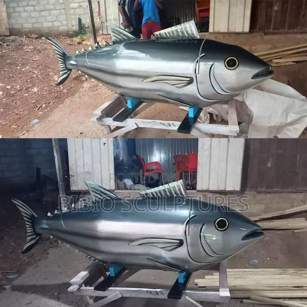 Fish Shaped Casket · Photo 1