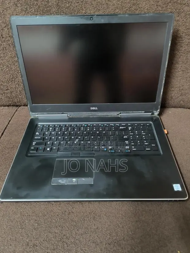 Laptop Dell Precision 7720 16GB Intel Core i7 SSD 512GB · Photo 1
