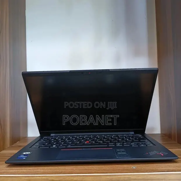 New Laptop Lenovo ThinkPad X1 Carbon 32GB Intel Core i7 SSD 512GB · Photo 1