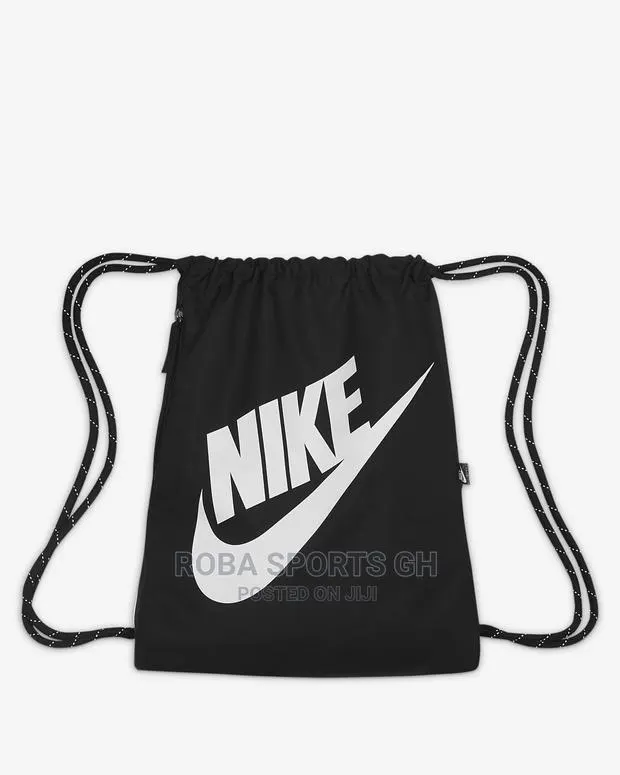 Nike Drawstring Bag · Photo 1