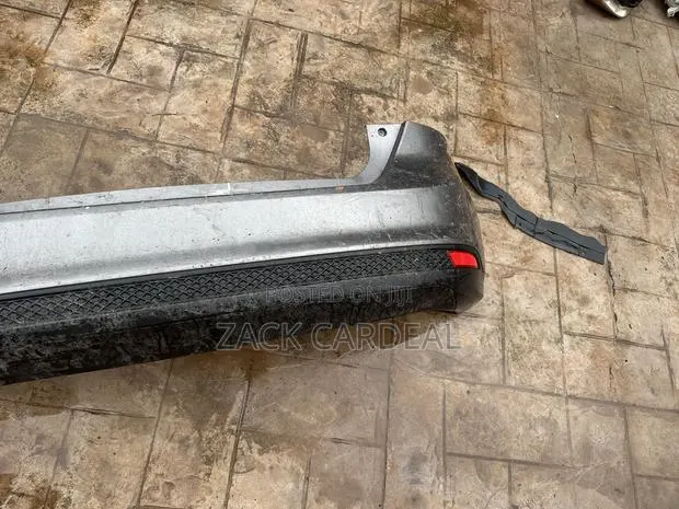Ford Focus 2012 Back Bumper Available · Photo 1