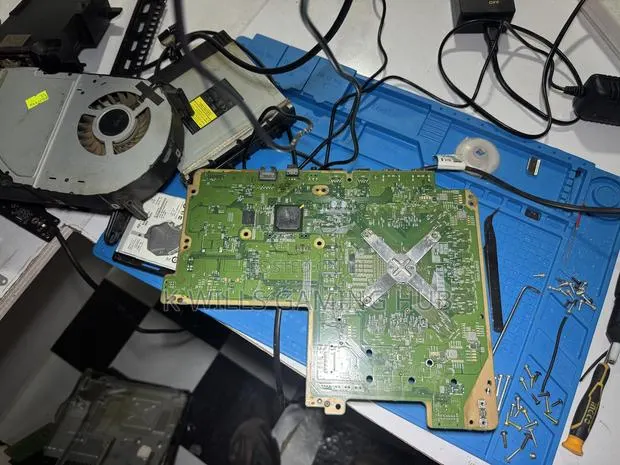 Gaming Consoles Repair Specialist ( Ps5/Ps4/Xbox Series/Xbox One) · Photo 2
