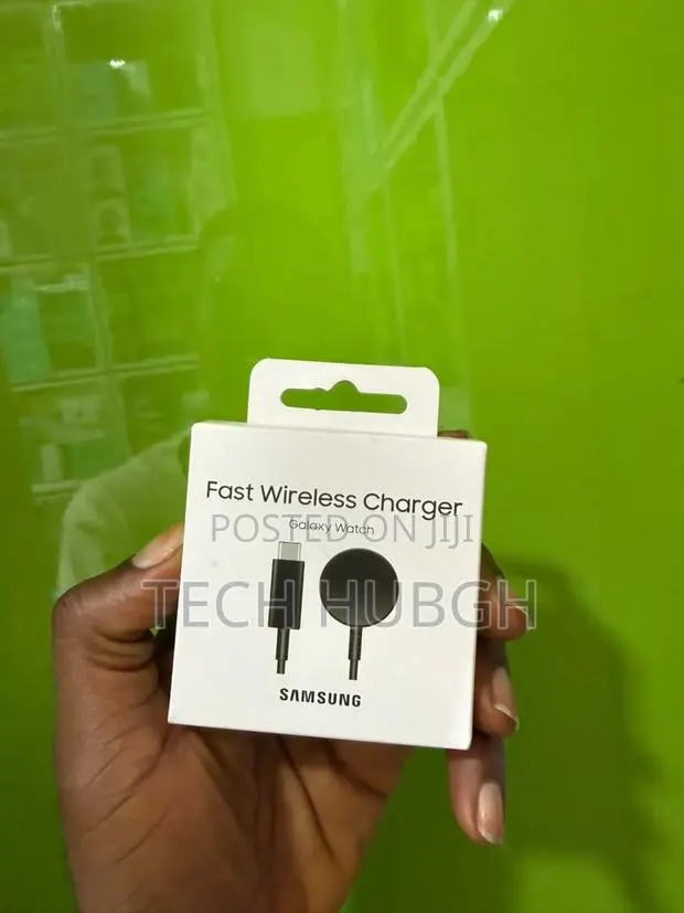Samsung Galaxy Fast Wireless Smart Watch Charger · Photo 1