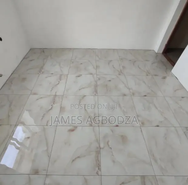 Good Finishing Tiling Work · Photo 1