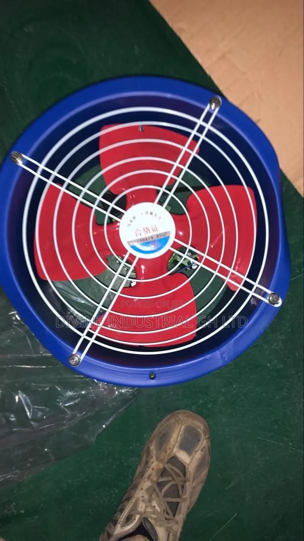 Industrial Extractor 24 Inches · Photo 1