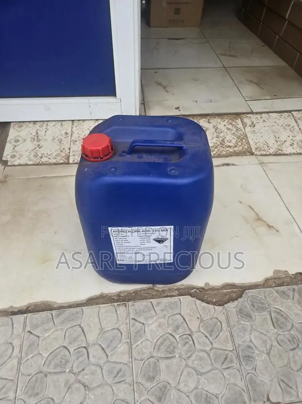 Hydrochloric Acid : 33% Min · Photo 2