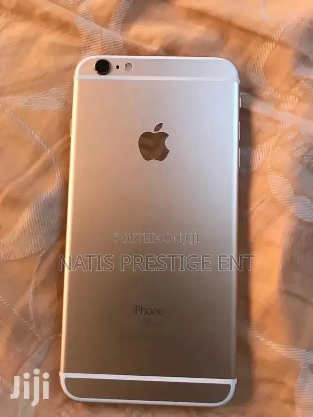 Apple iPhone 6s 32 GB Silver · Photo 1