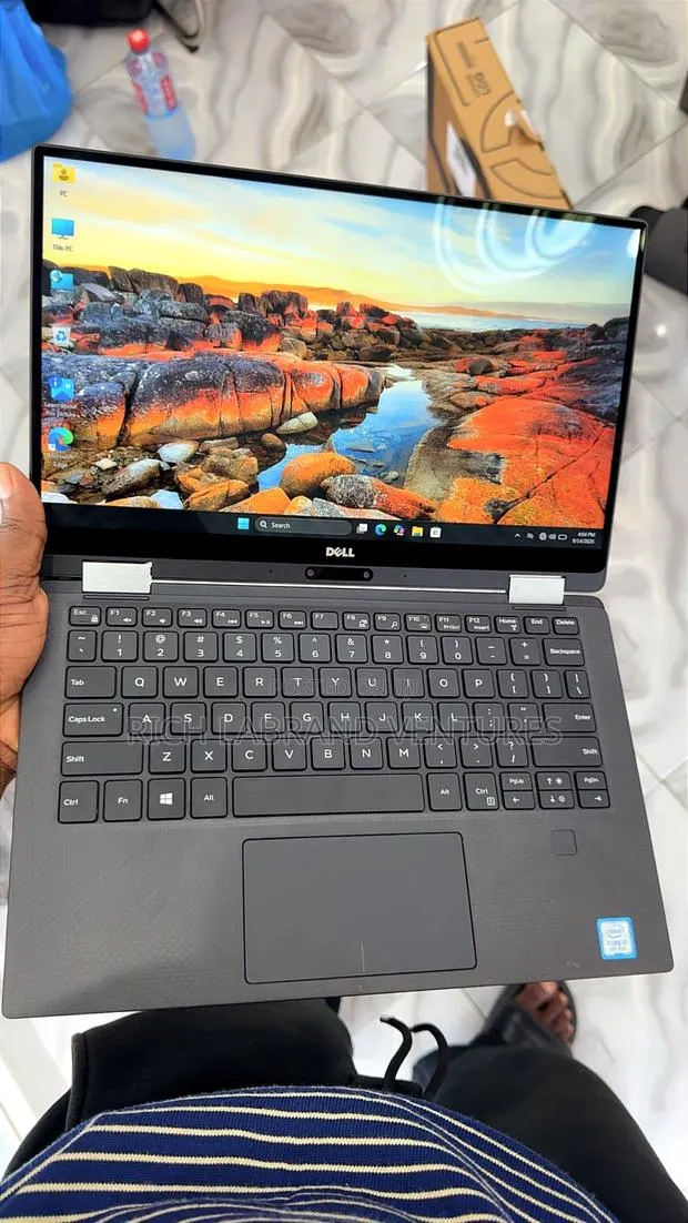 Laptop Dell XPS 13 8GB Intel Core i7 SSD 256GB · Photo 1