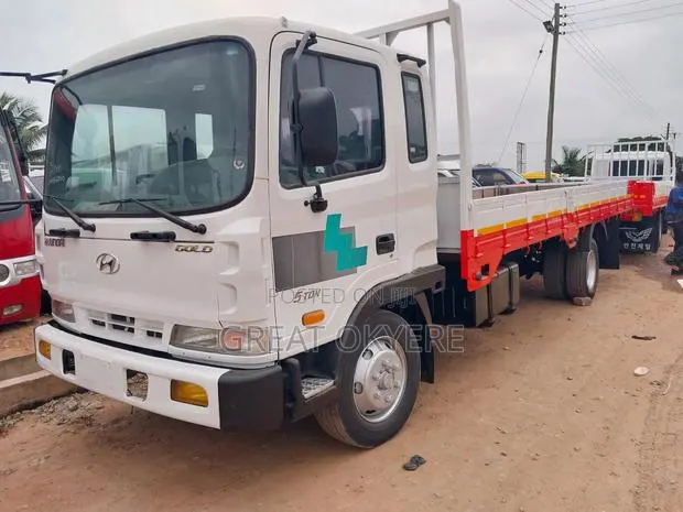 Hyundai 5 Tons Truck · Photo 1