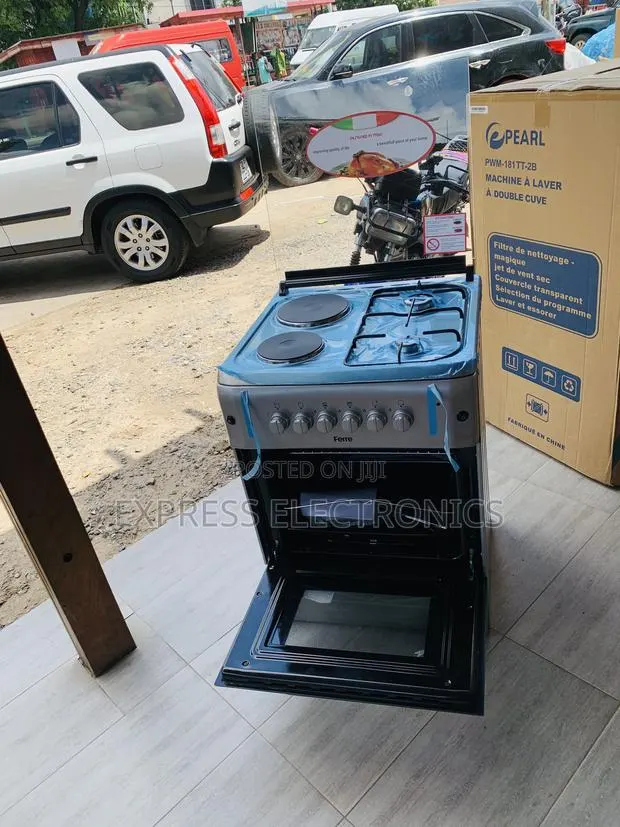 Newly Sealed in Box Ferre Gas Electric 2-2 Oven Grill 60/60 · Photo 1