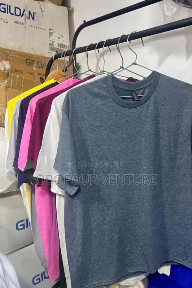 Quality and Affordable Round Neck From USA · Photo 1