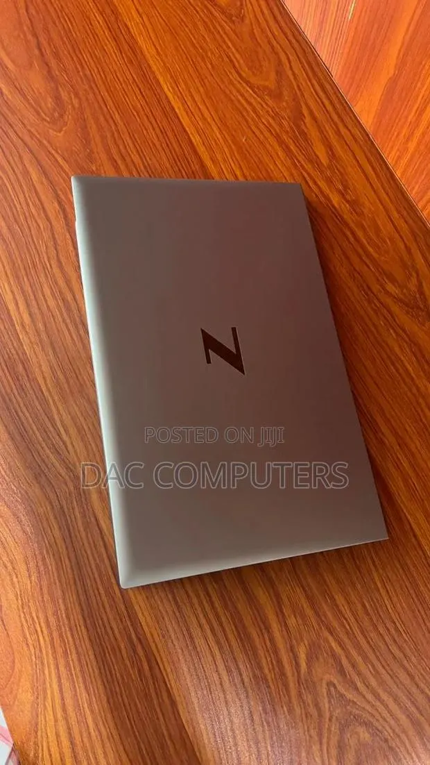 Laptop HP ZBook Firefly 15 G7 16GB Intel Core i7 SSD 256GB · Photo 1