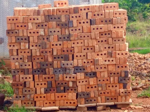 High-Quality Clay Burnt Bricks for Sale · Photo 1
