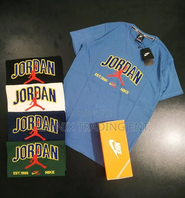 Premium Men Tshirts + Box · Photo 1