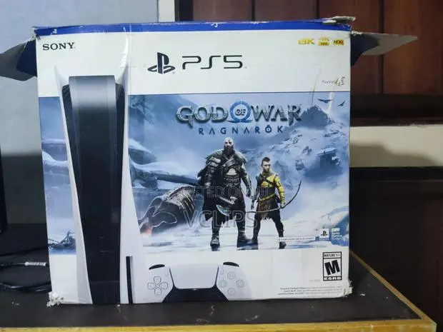 Slightly Used Ps5 · Photo 1