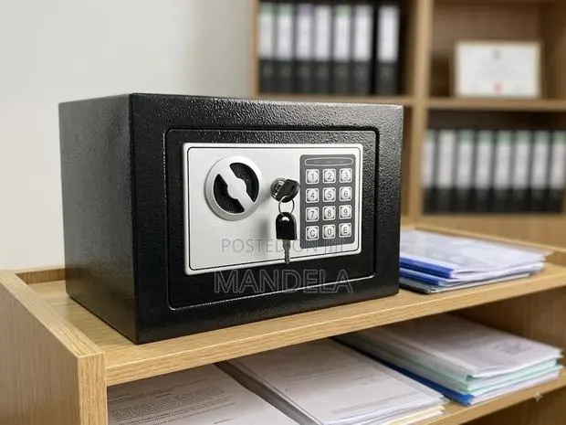 Money Safe · Photo 1