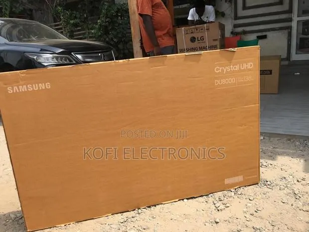 The Grand Crystal Series 55 Inches Samsung Tv · Photo 1