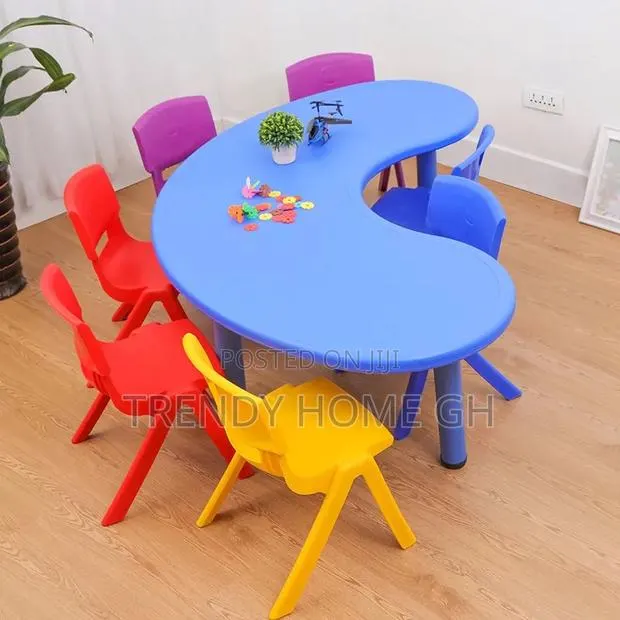 Moon Shape Kids Study Table Fun Educational Desk · Photo 3