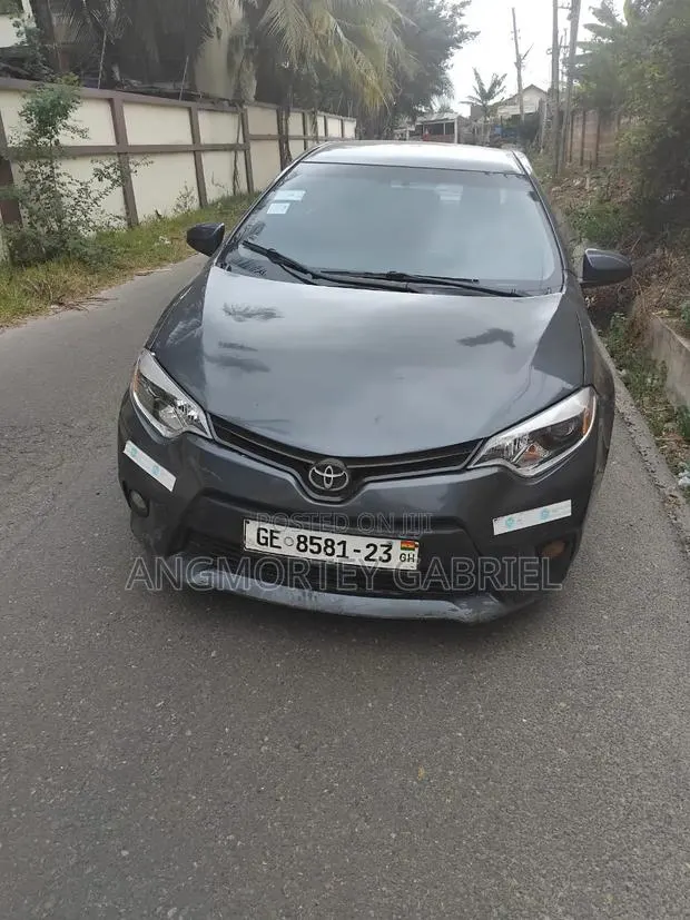 Toyota Corolla 2015 Gray