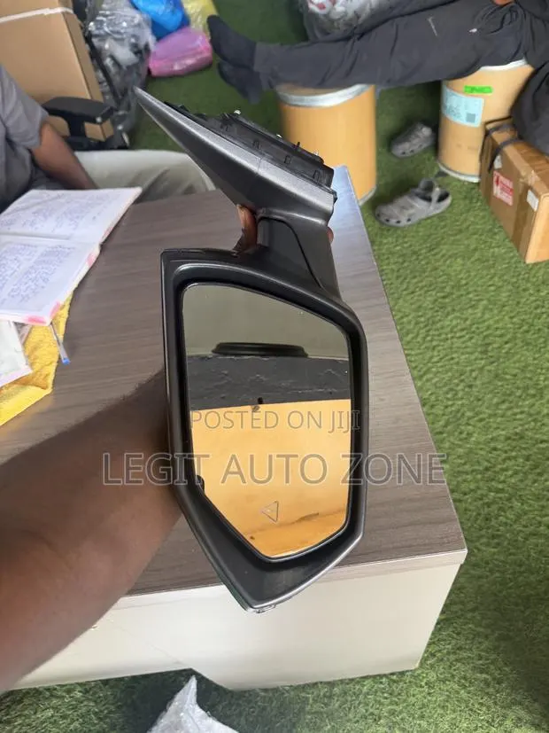 Hyundai Elantra 2022,2023,2024,2025, Driving Mirror Available · Photo 1