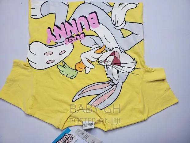 Looney Tunes Girls Yellow Top · Photo 1