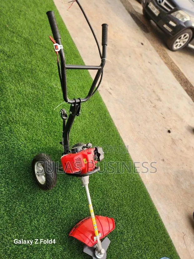 Grass Trimmer · Photo 1