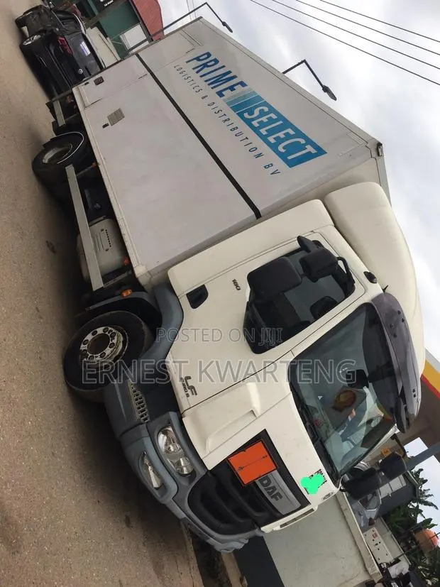 Container Truck Freezer · Photo 1