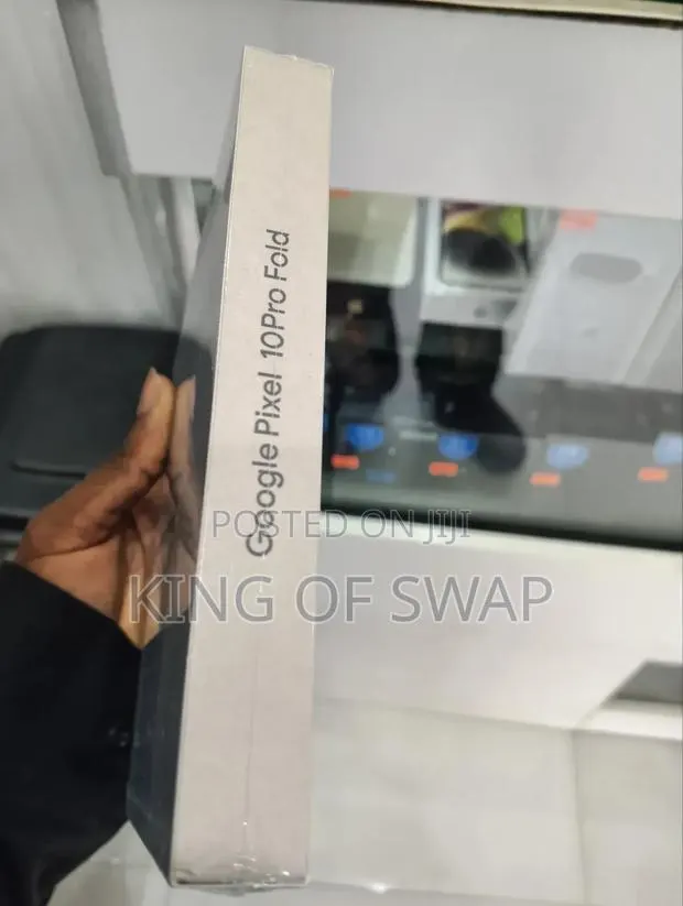 New Google Pixel 10 Pro Fold 256 GB Gold · Photo 1