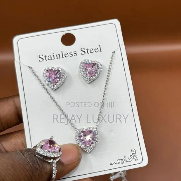 Classic Ladies Jewelries · Photo 1