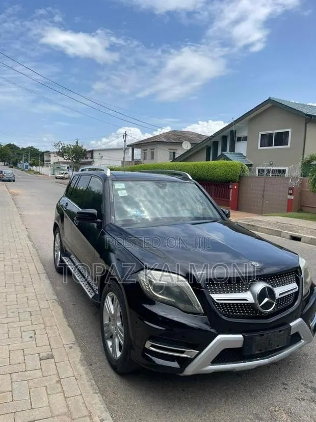 Mercedes-Benz GLK-Class 2010 Black · Photo 1