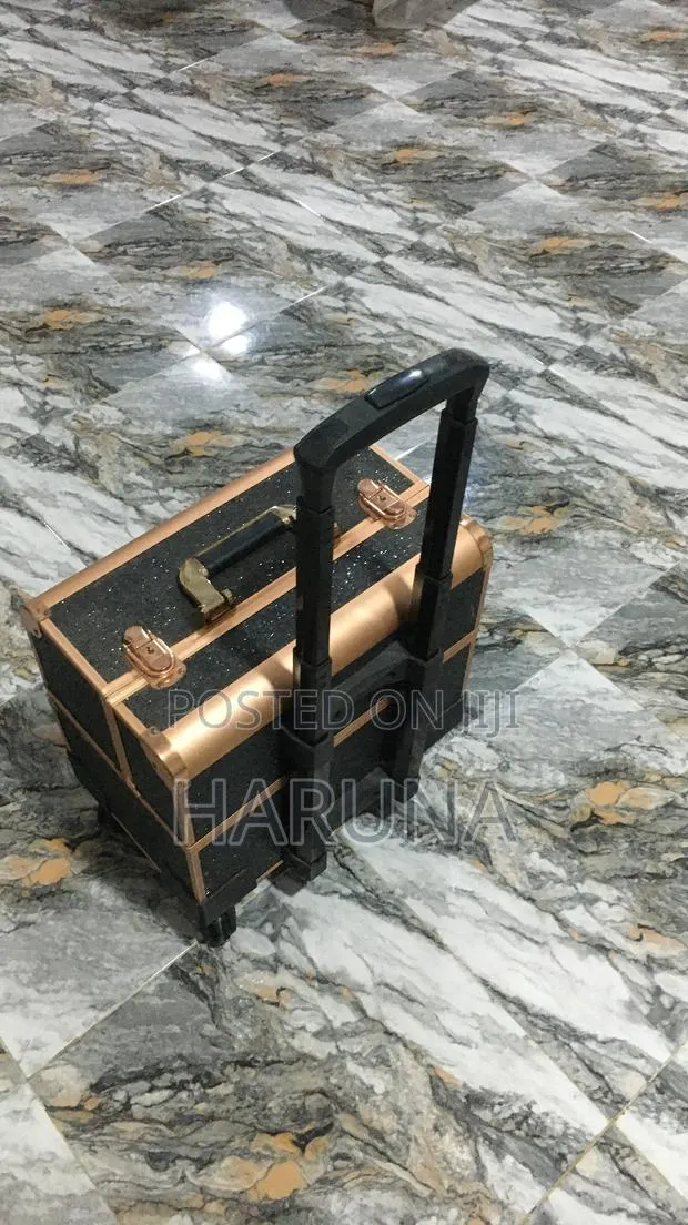 Makeup Case · Photo 1