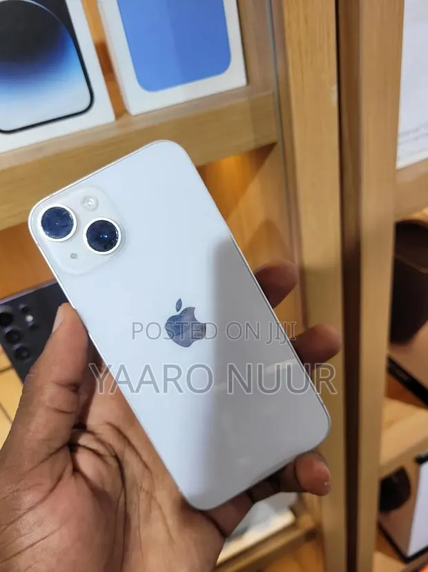 Apple iPhone 14 128 GB White · Photo 1