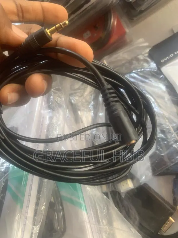 Auxiliary Extension Cable 5m · Photo 1