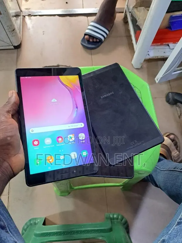 Samsung Galaxy Tab A 8.0 (2019) 32 GB Black · Photo 1