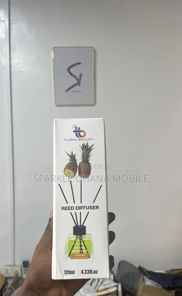 Reed Air Diffuser (Pineapple) · Photo 1